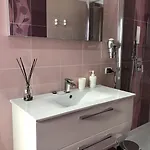 شقة Supera